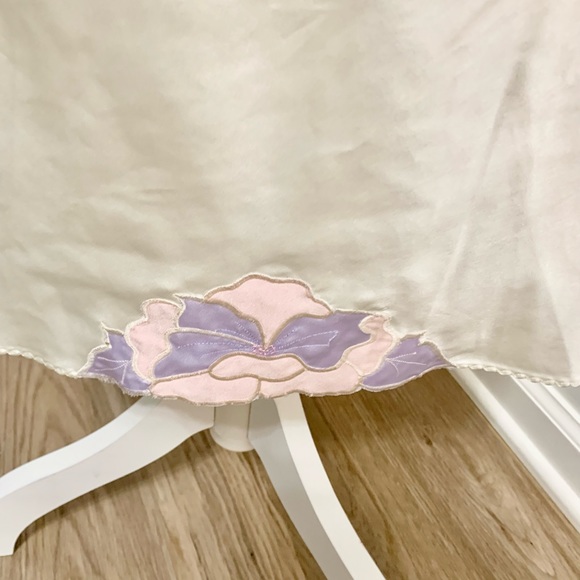 Vintage Natori Floral Embroidered Half Slip Skirt L - FITS LIKE M 6/8/10 - Picture 3 of 10